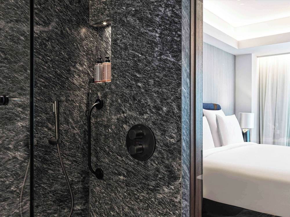 Superior Room, 1 King Bed