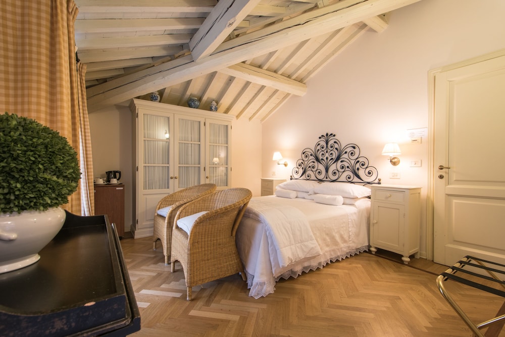 Superior Double Room - Photo 3