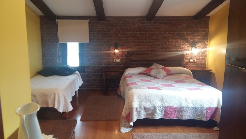 Quadruple Room, Mountain View