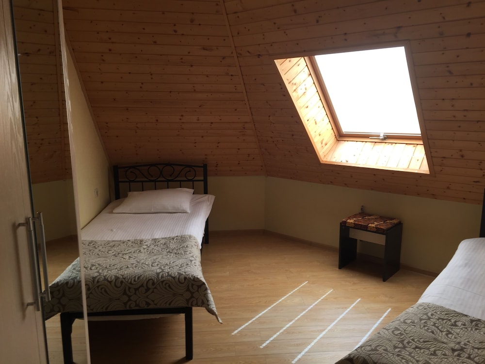 Family Room, 2 Bedrooms, Partial Sea View photo 1