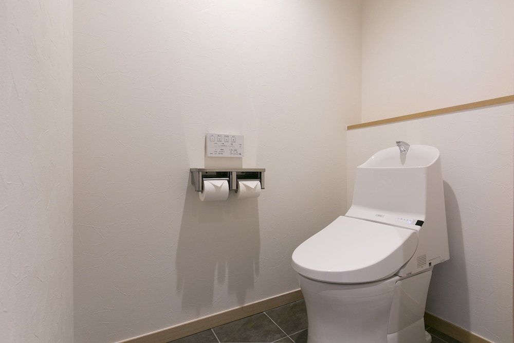Premium Suite, Up to 5 Adults, Non Smoking - Photo 35