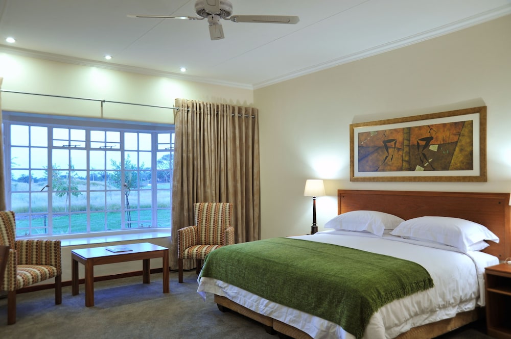 Chalet, 1 Double Bed, Golf View - Photo 10