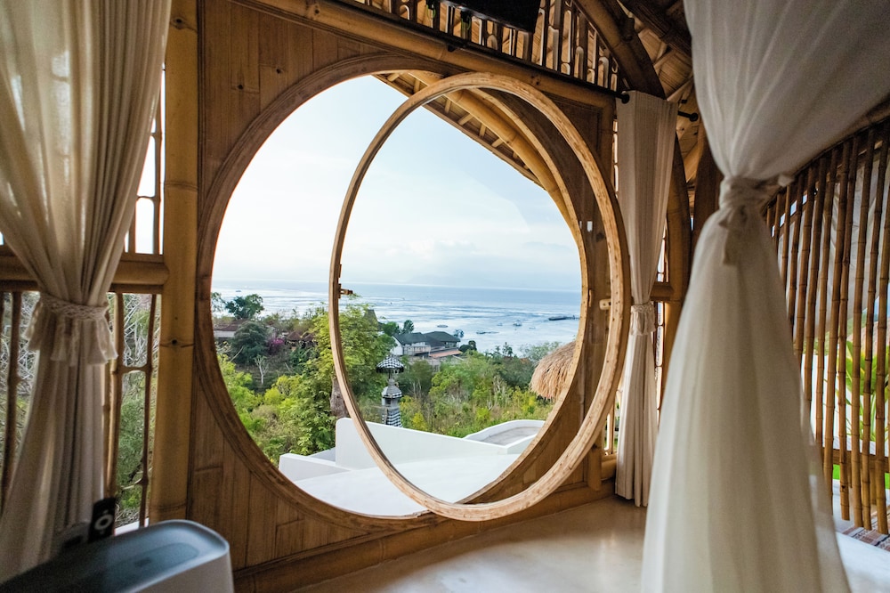 Shell Villa with Rooftop Pool View - Photo 7