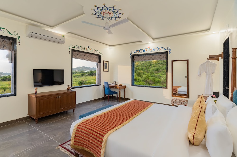 Executive Mountain View Room - Photo 4