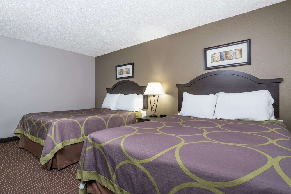 Standard Room, 2 Queen Beds photo 1