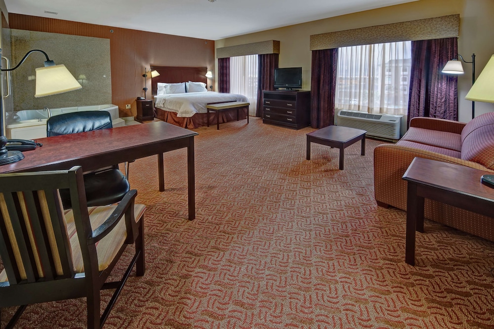 Room, 1 King Bed, Accessible - Photo 2