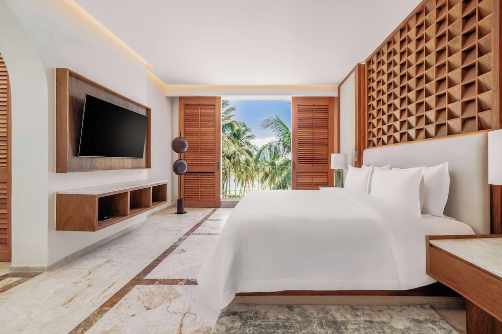 Master Suite Ocean Front Private Pool King - Photo 11