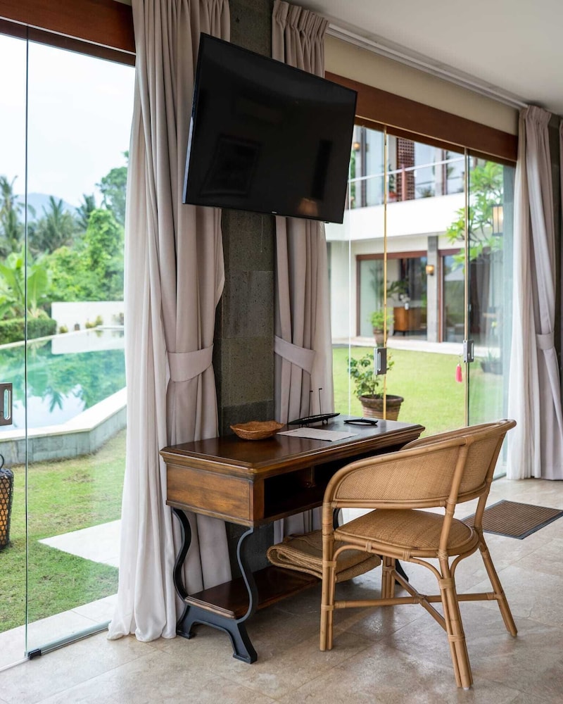 Villa, 4 Bedrooms, Smoking, Private Pool photo 2