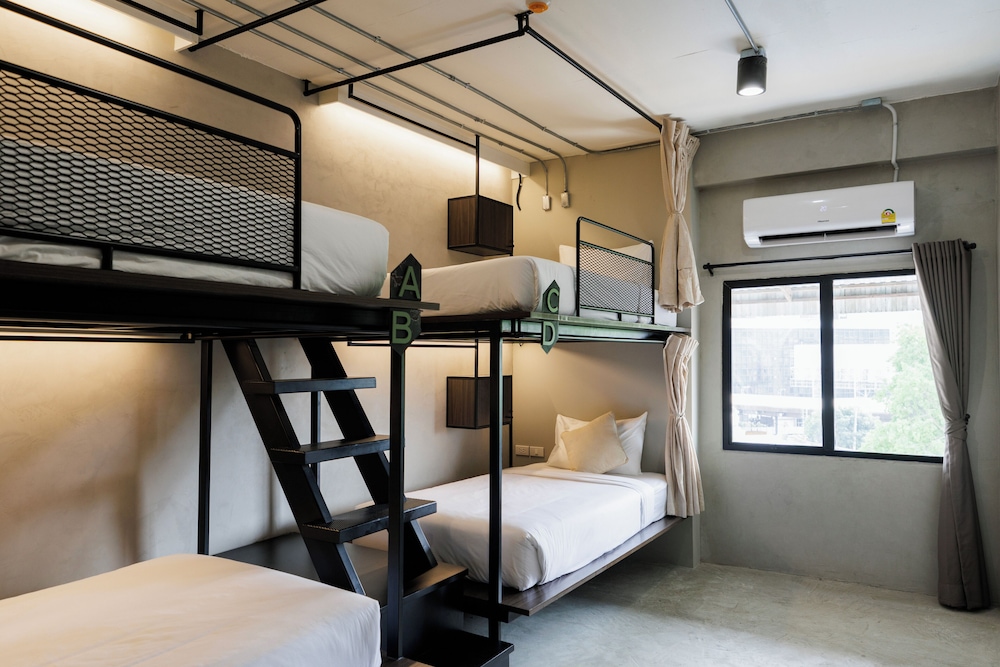 Standard Shared Dormitory, Mixed Dorm