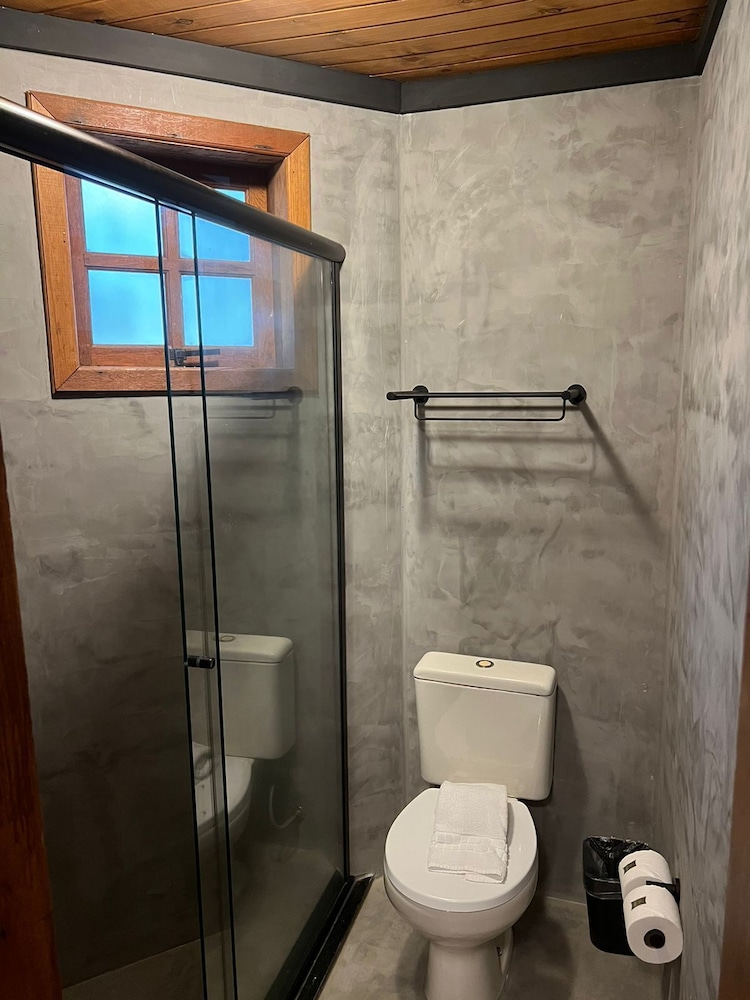 Standard Cabin photo 2