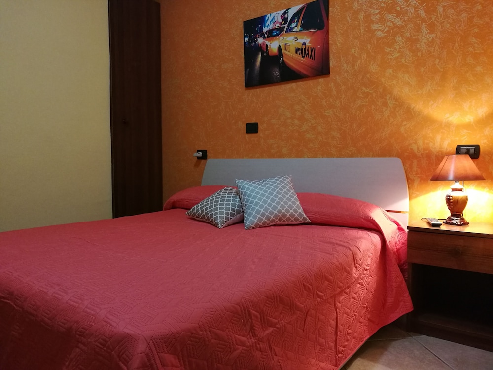 Classic Single Room