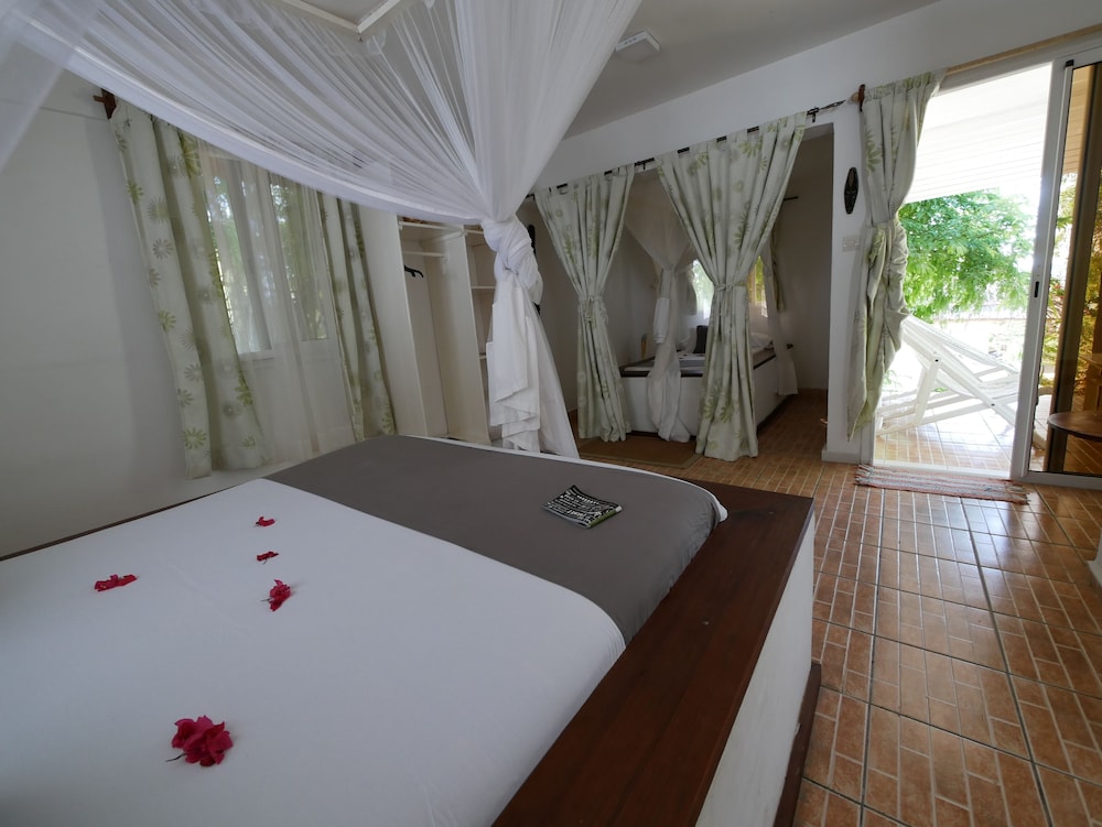 Family Bungalow, Non Smoking, Sea View (4 Pax) photo 2