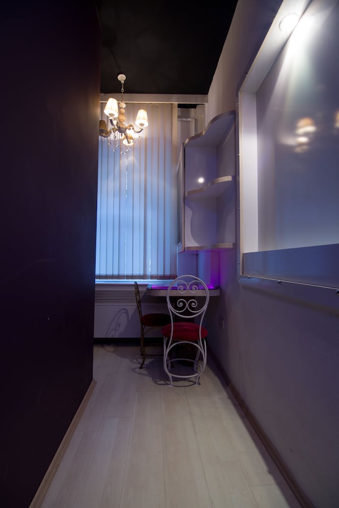 Duplex Basement photo 3