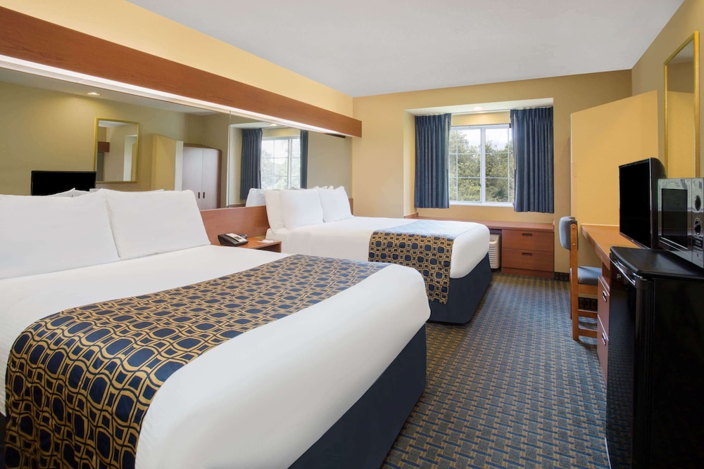 Room, Accessible - Photo 1