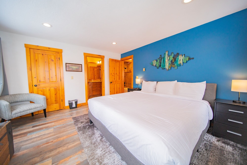 Deluxe Condo, 1 Bedroom, Balcony, Mountain View (Montezuma 1771) photo 2