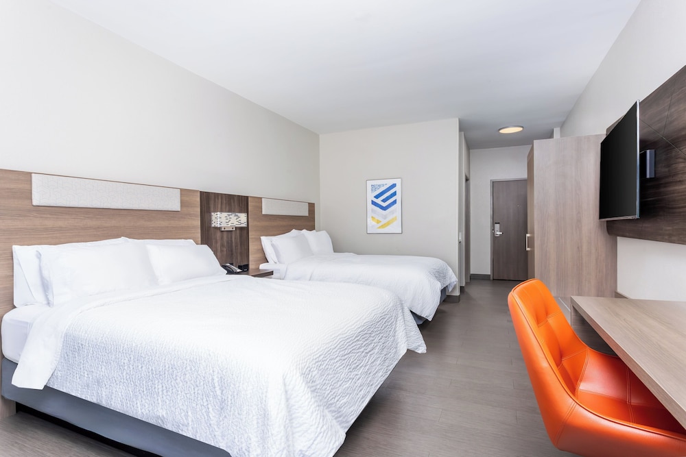 Standard Room, 2 Queen Beds, Hearing Accessible (Communications Accessible) - Photo 3