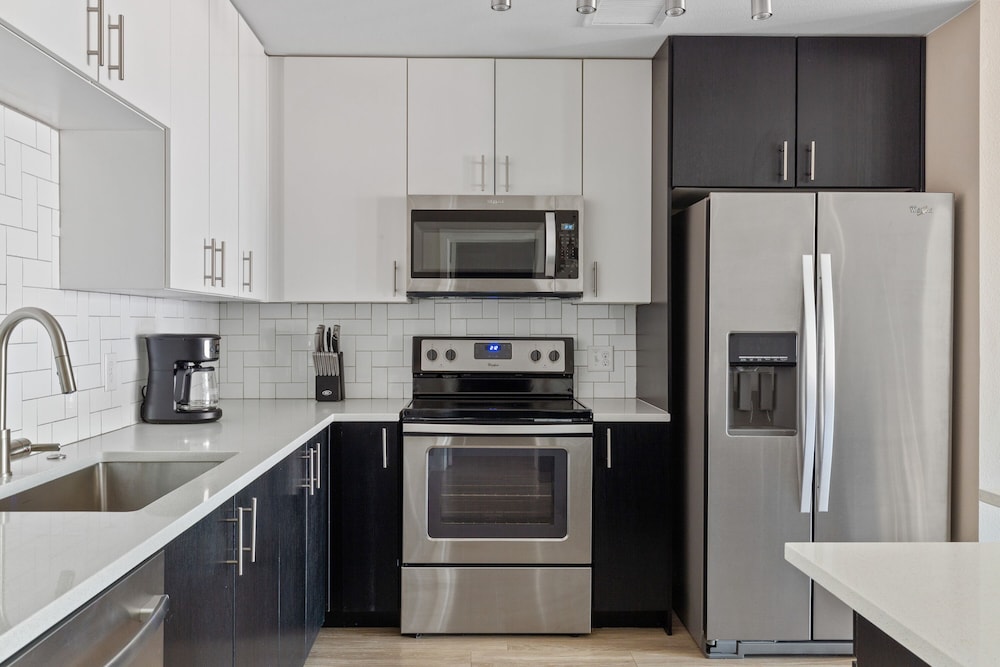 Family Apartment, 2 Bedrooms, 2 Bathrooms (Self Check-in with Virtual Front Desk) - Photo 2