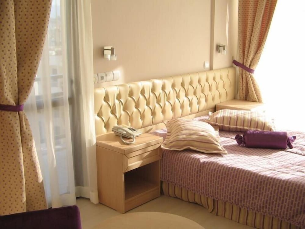 Basic Room photo 2