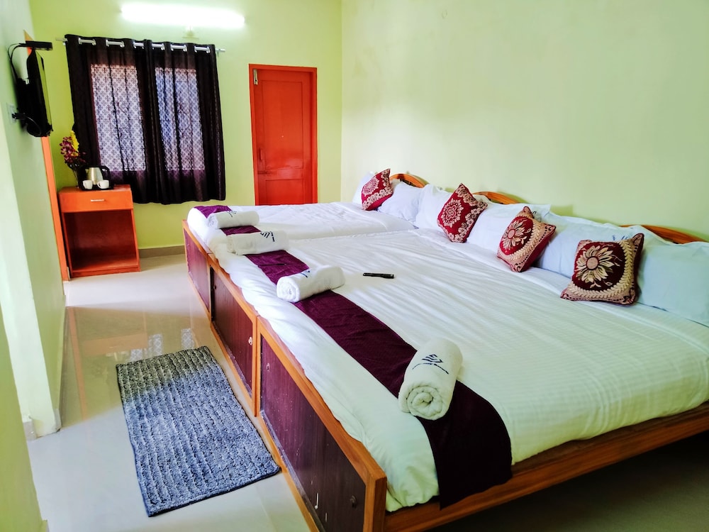 Family Quadruple Room, 1 Bedroom, City View
