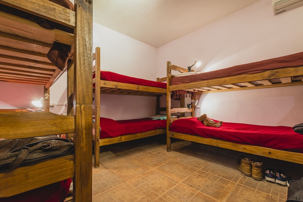 Standard Shared Dormitory, Women only