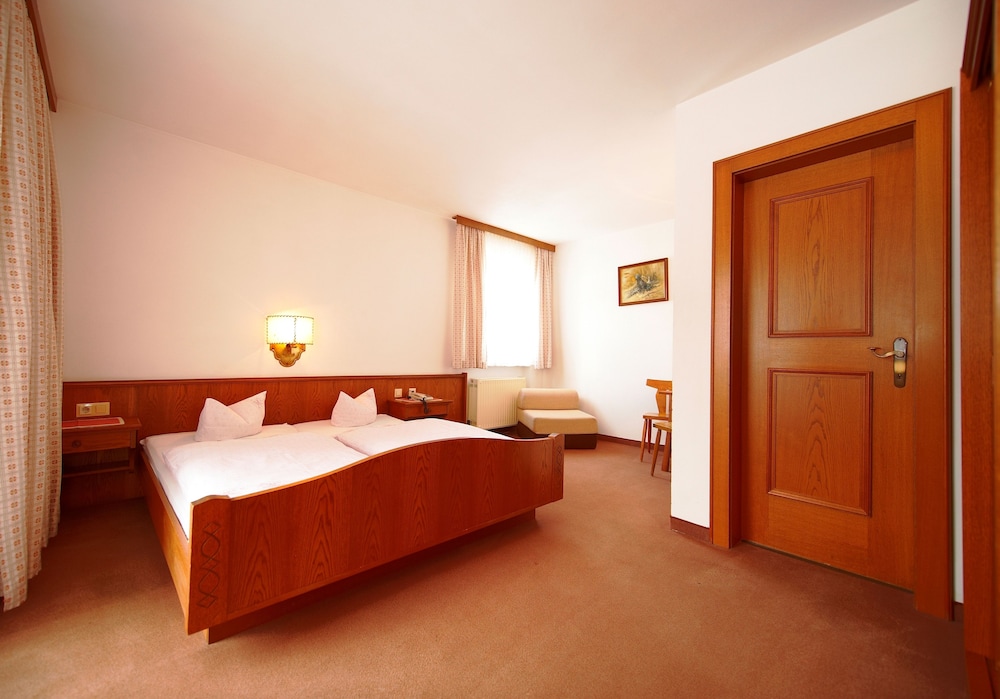Comfort Double Room, Balcony, Mountain View photo 1