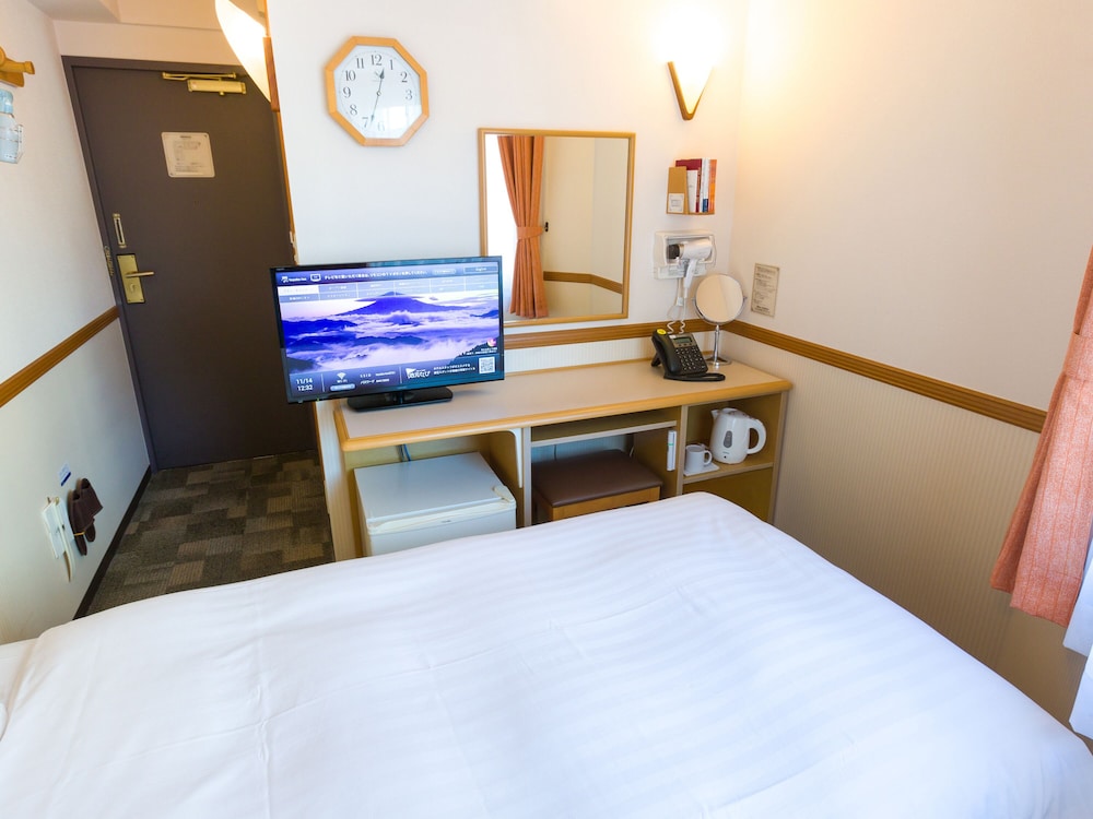Economy Single Room, Smoking photo 3