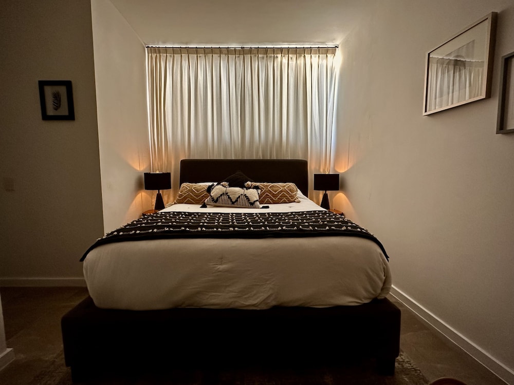 Premium Single Room