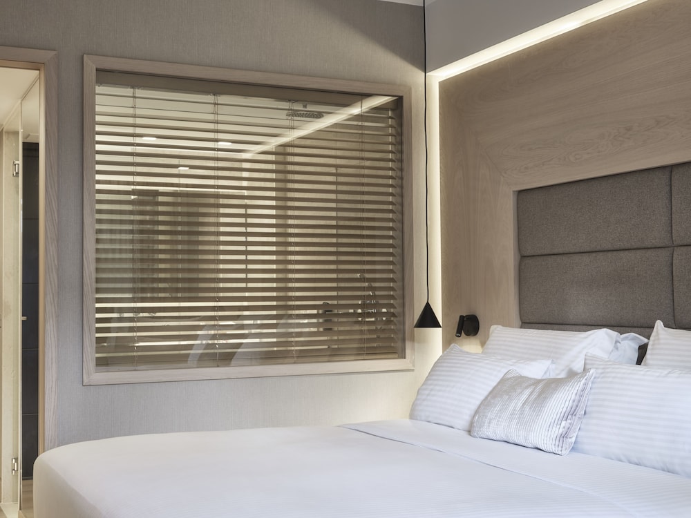 Deluxe Double Room, Terrace thumbnail 5