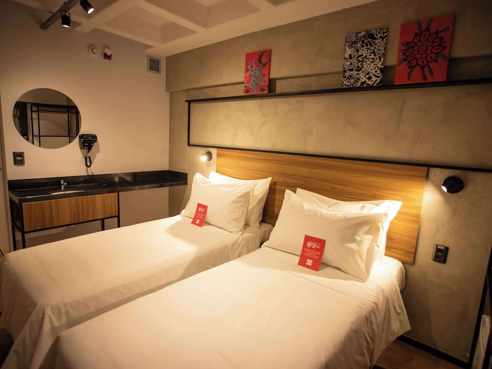 Standard Room, 2 Twin Beds