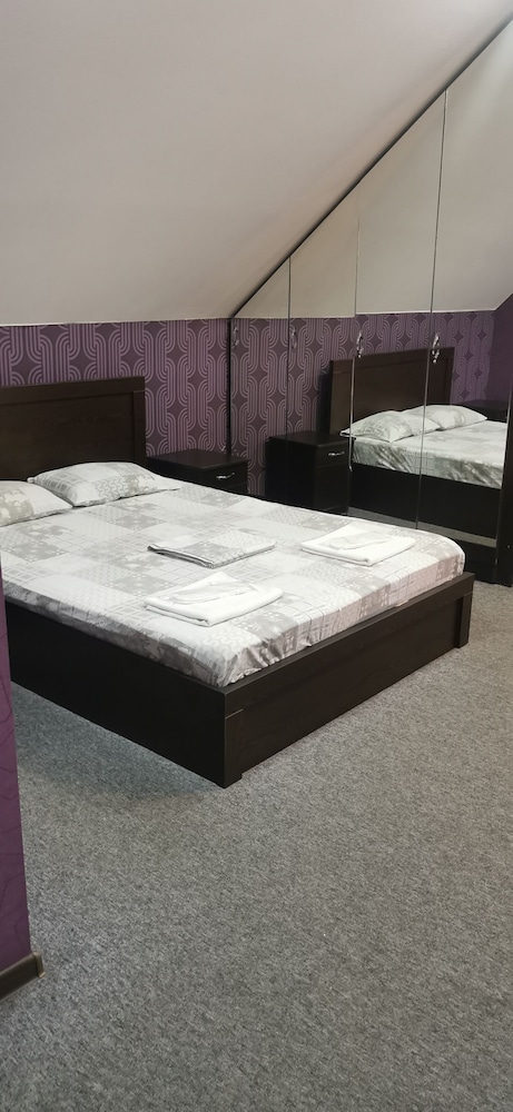 Standard Room photo 2