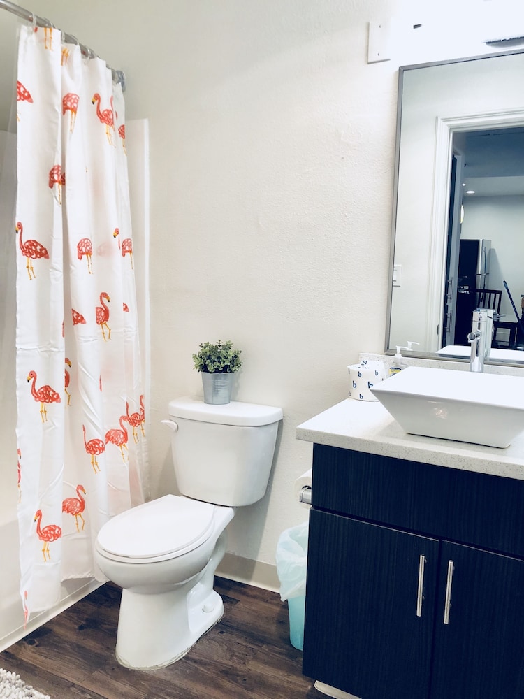 Westwood Apartments, Foto 5