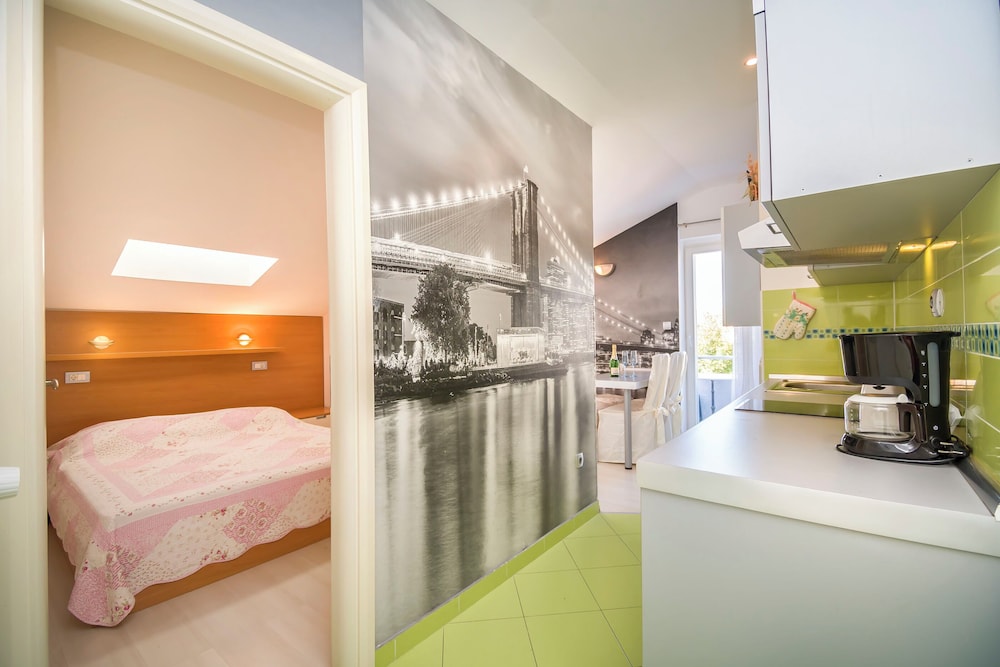 Apartment (A2)
