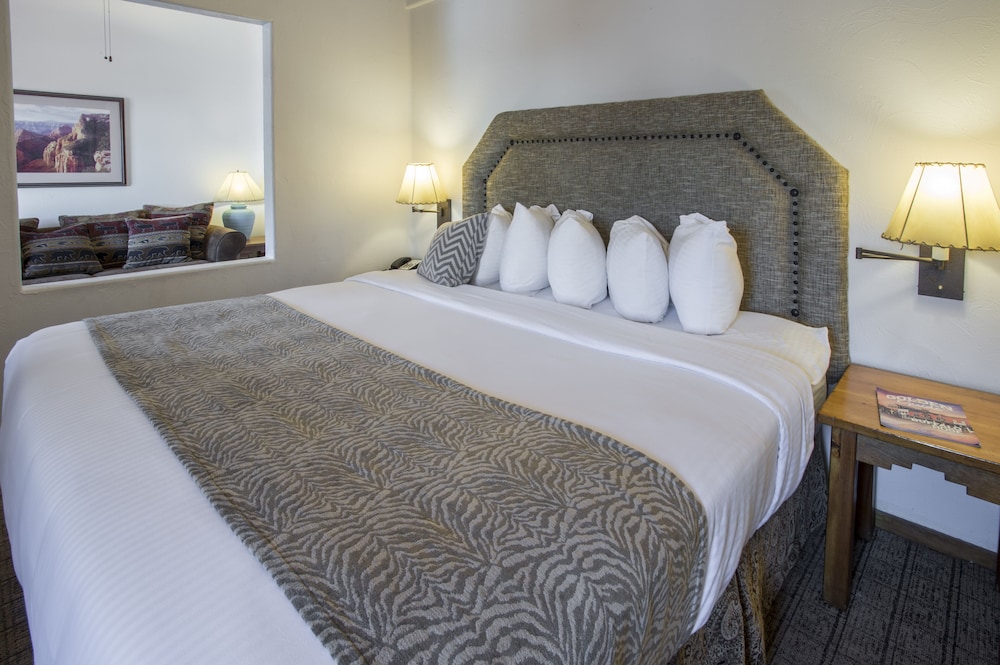 Traditional Suite - Photo 1