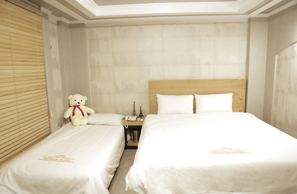 Standard Room - Photo 2