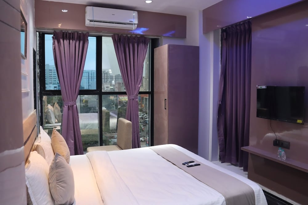 Deluxe Double Room - Photo 2