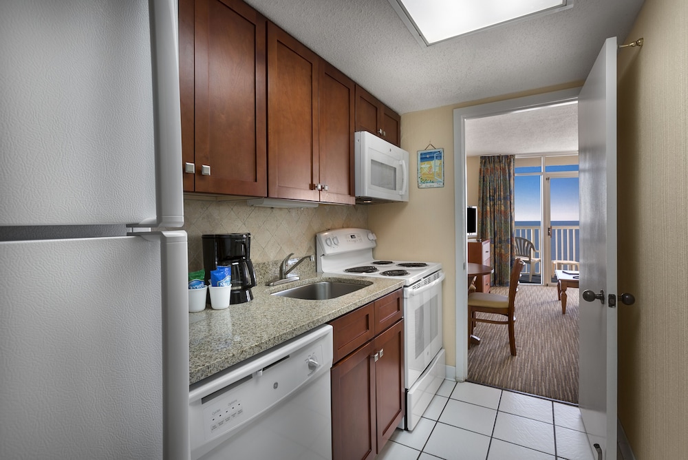 Room, 1 Bedroom, Oceanfront - Photo 3