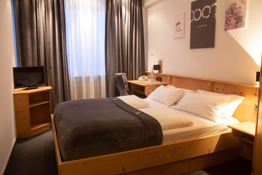 Basic Double Room - Photo 1
