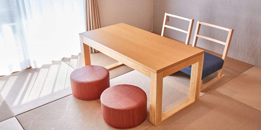 Japanese Western Style Room - Photo 3