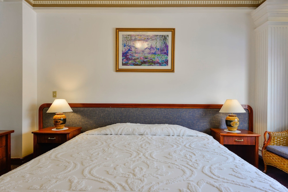 Executive Suite photo 3