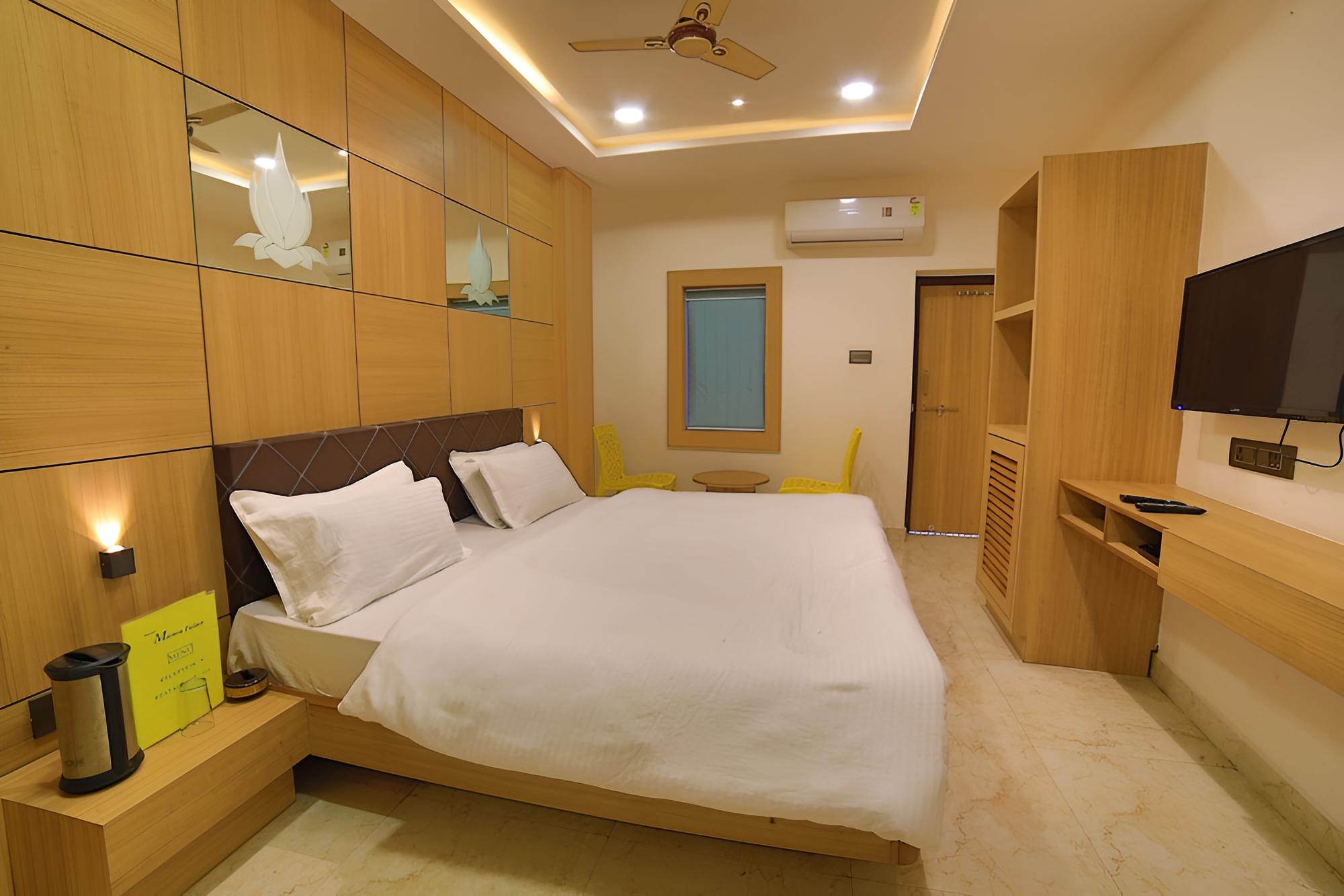 Deluxe AC rooms photo 2