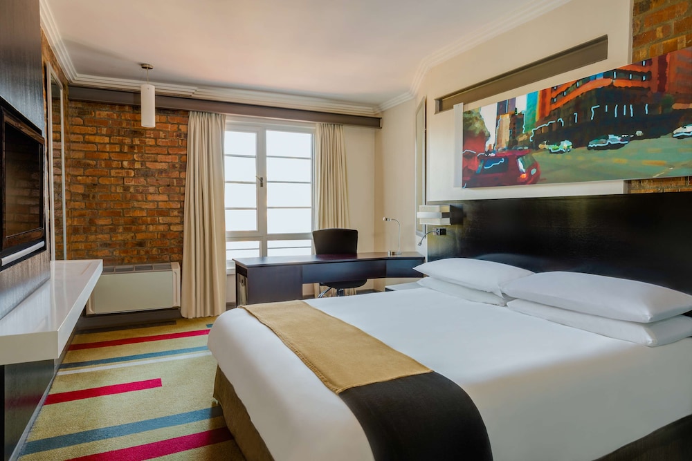 Standard King or Twn Room - Photo 1
