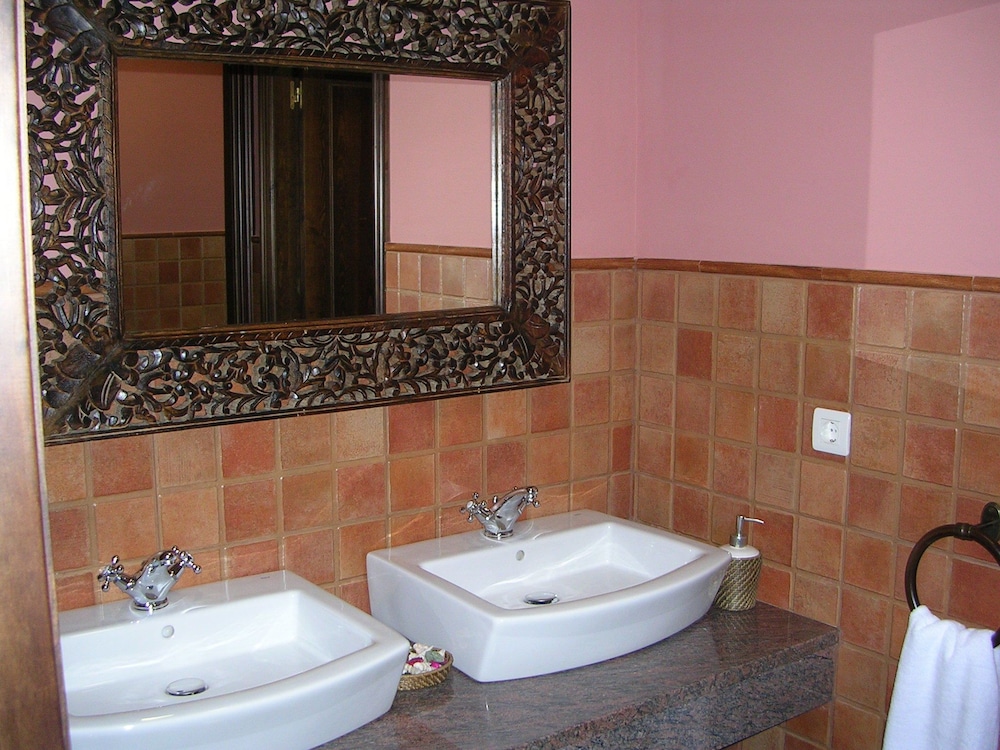 Double Or Twin Room photo 3