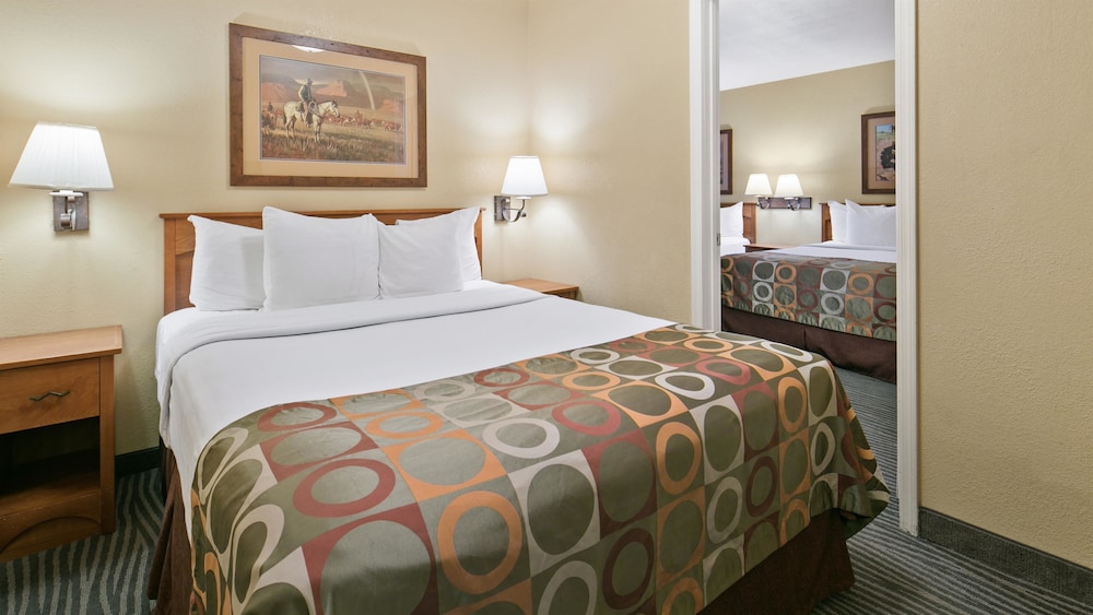 Suite, Multiple Beds, Non Smoking, Refrigerator & Microwave photo 1