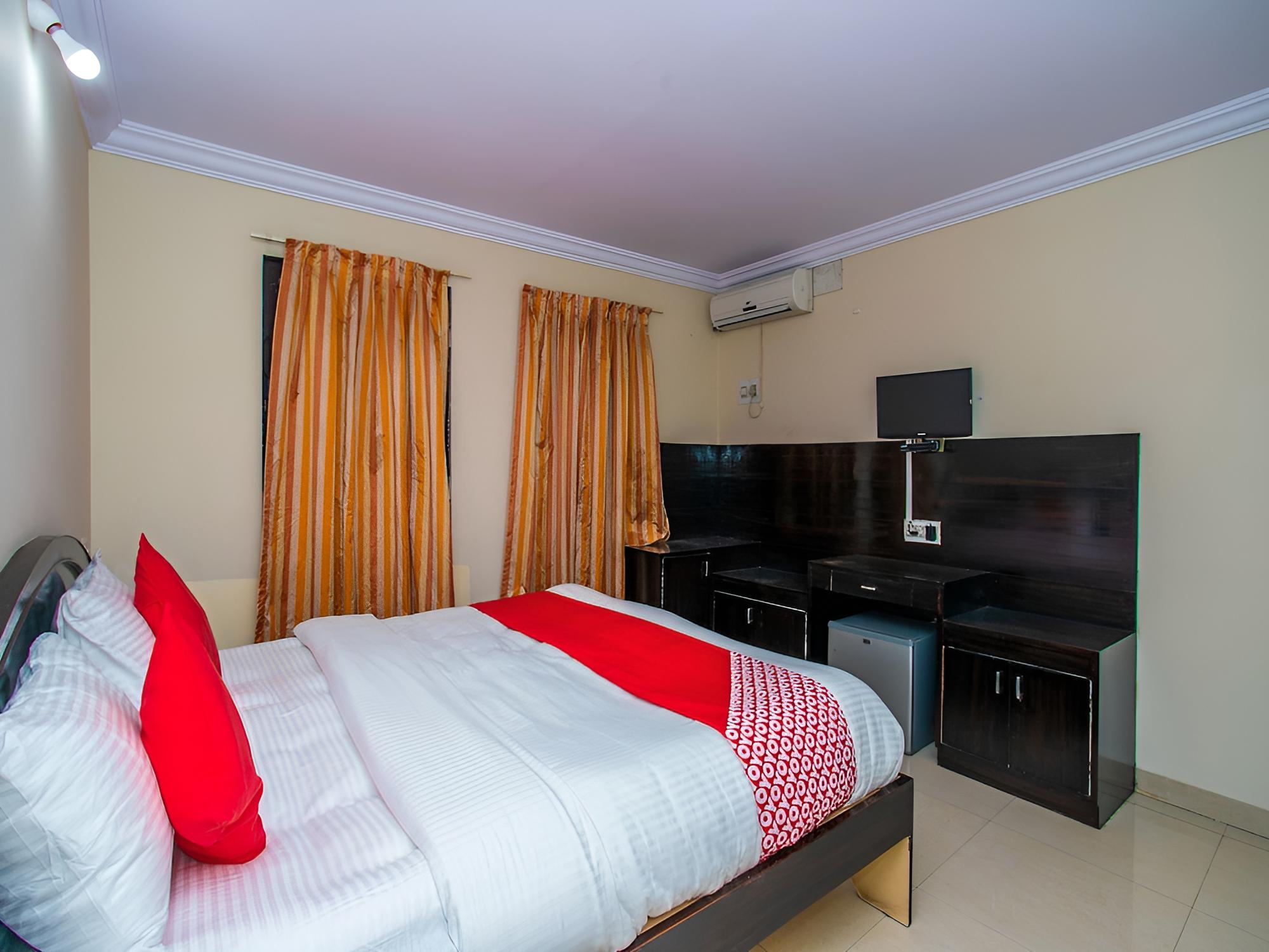 Double Or Twin Room photo 2