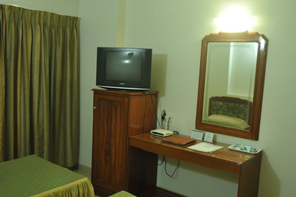 Executive Room - Photo 5