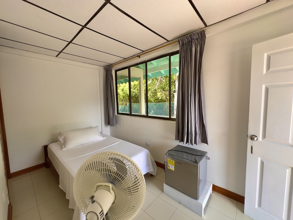 Economy Room photo 1