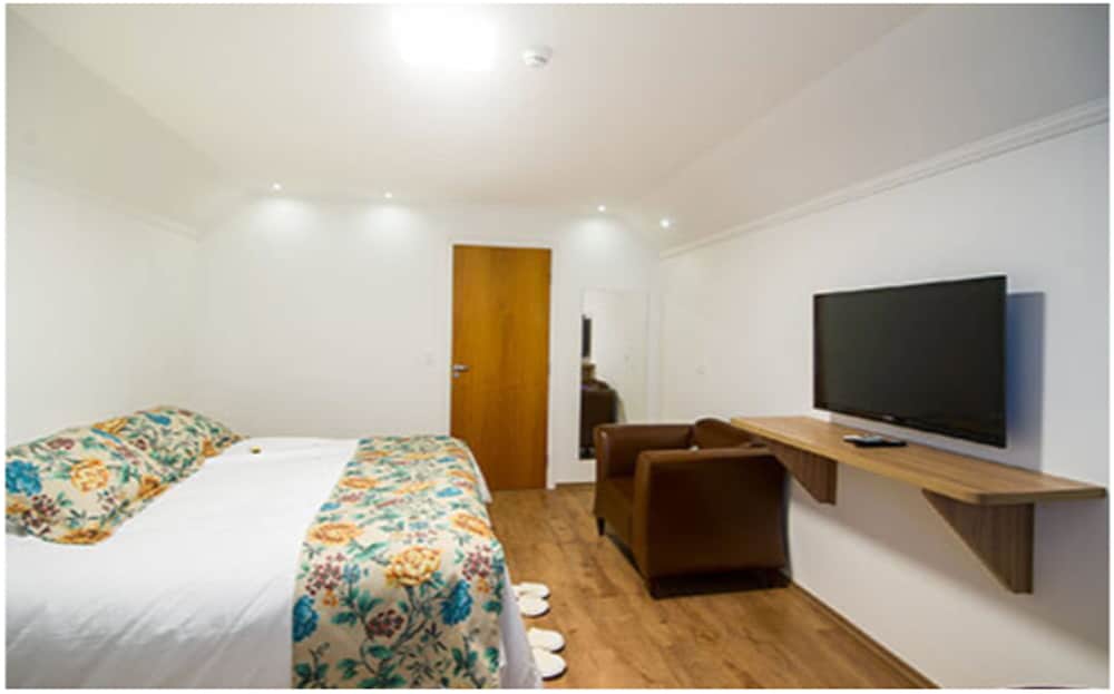 Premium Triple Room photo 2