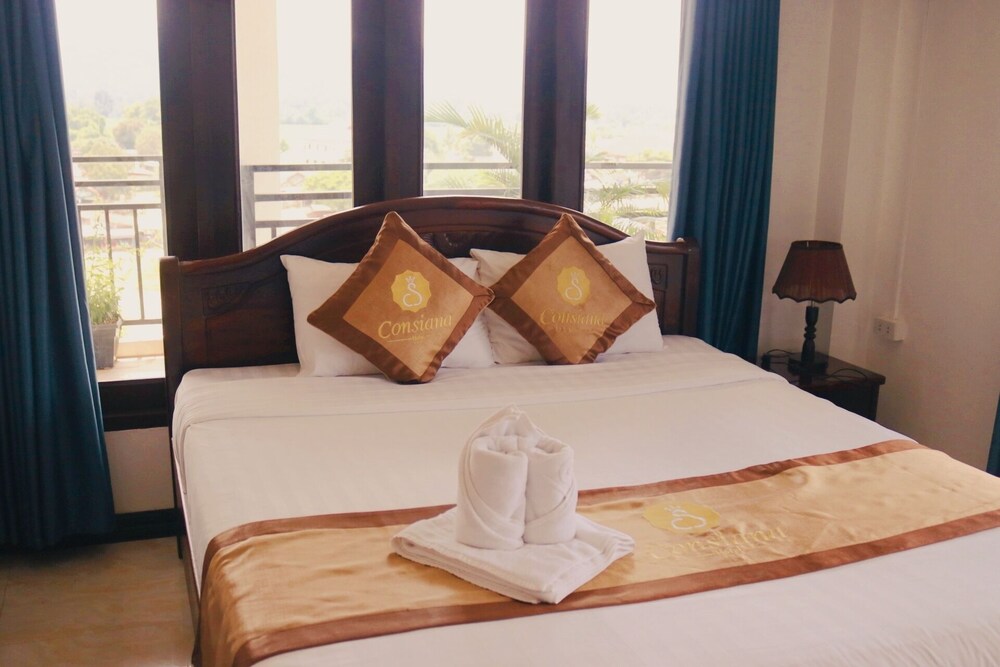 Deluxe Double With Balcony - Photo 6