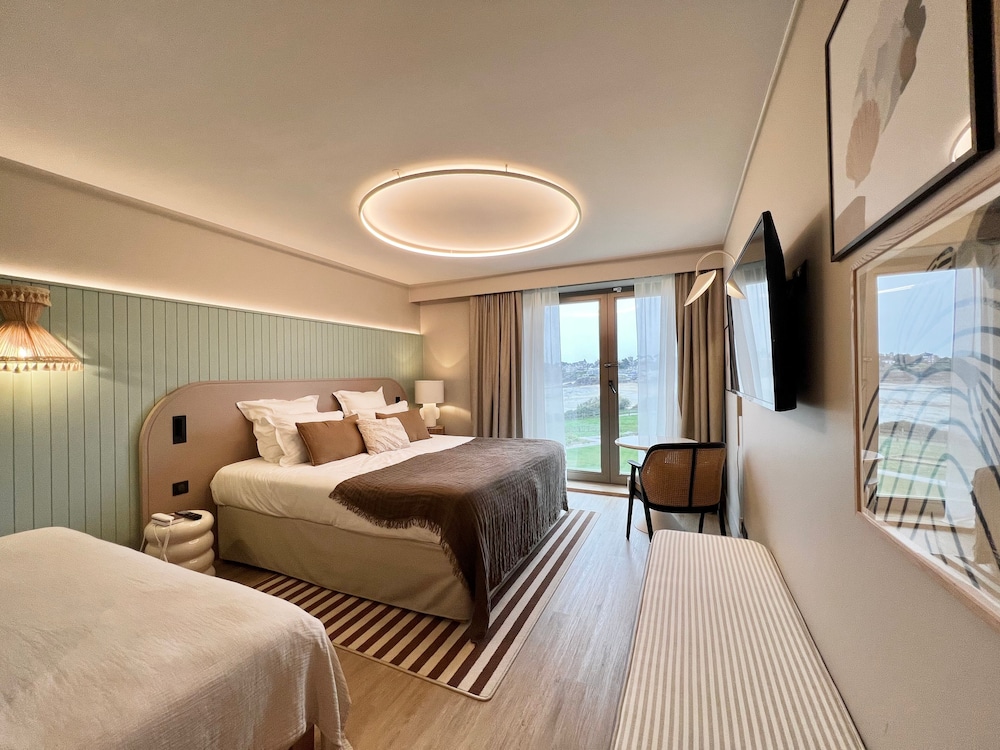 Triple Room - side sea view - Photo 3