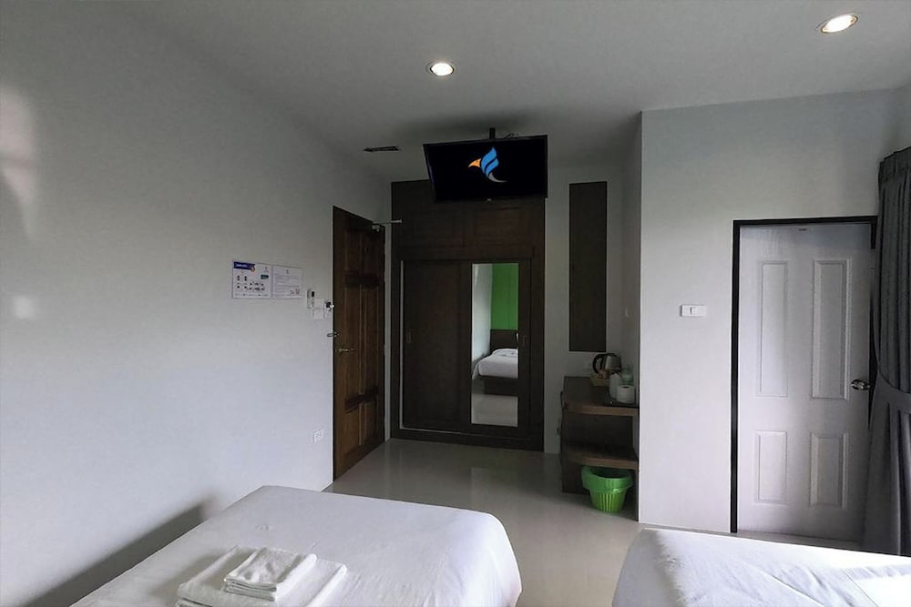 Standard Twin Room, Garden View - Photo 4